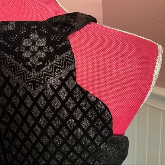 Metallic Silver and Black Burnout Velvet A-Line Dress size 13, EUC - Picture 5 of 8